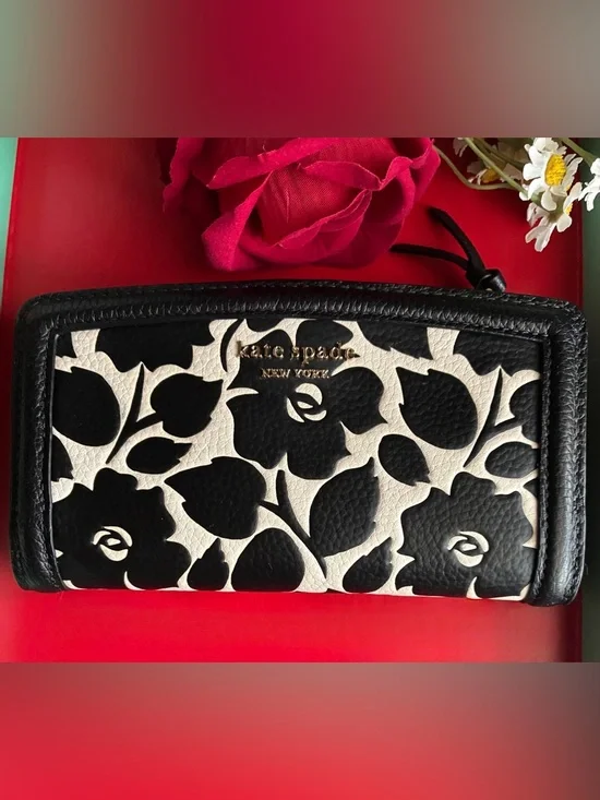 kate spade Black & White Floral Leather Zip Wallet - Picture 1 of 10